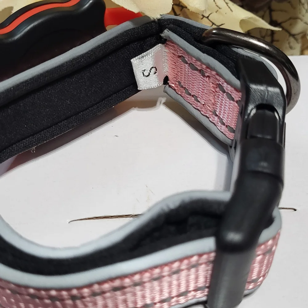 Vigdit NWOT Pink Airtag Waterproof Reflective Dog Collar Size Small